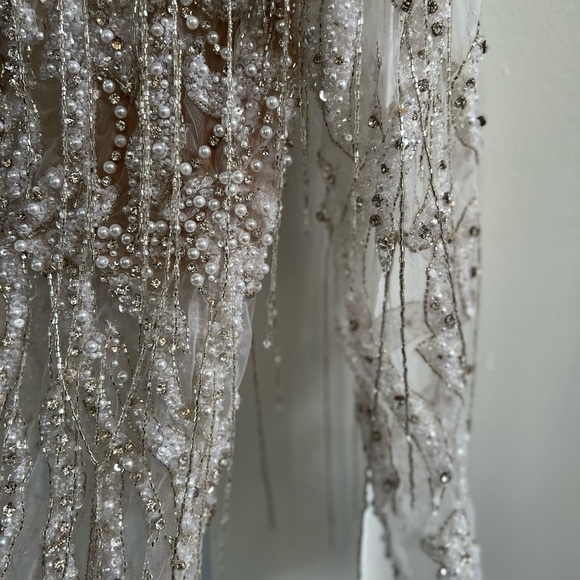 Albina Dyla Silver and White Beaded dress - Picture 8 of 8